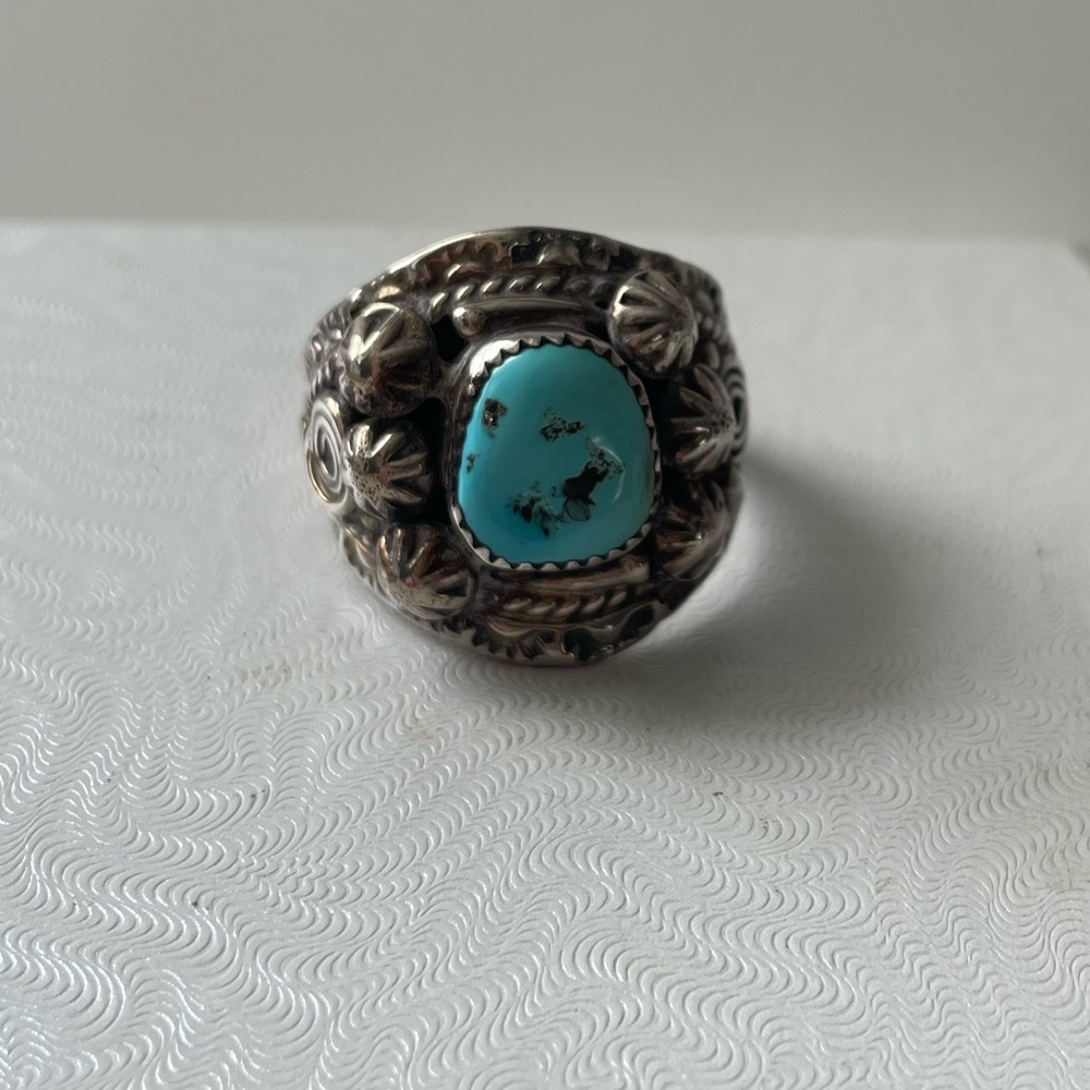Men’s size 15 starburst ring